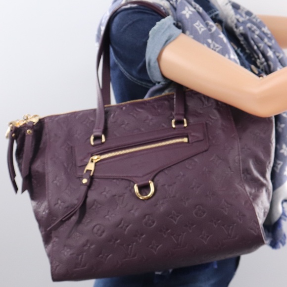 Louis Vuitton Handbags - 💎✨Authentic✨💎 Louis Vuitton Shoulder bag